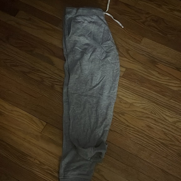 Men’s joggers - Picture 3 of 4